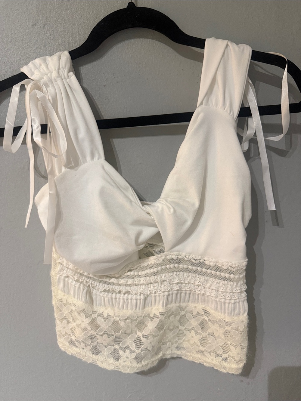 White Lace Trim Cropped Tank Top